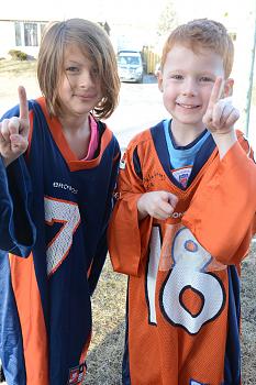 Click image for larger version. 

Name:	Bronco kids 2.jpg 
Views:	94 
Size:	96.8 KB 
ID:	2570