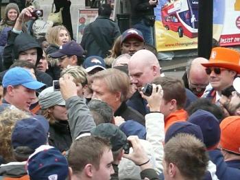 Elway and Zimmerman at Fan rally and picture at Piccadilly Circus