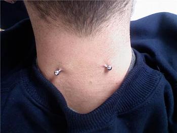 nape piercing